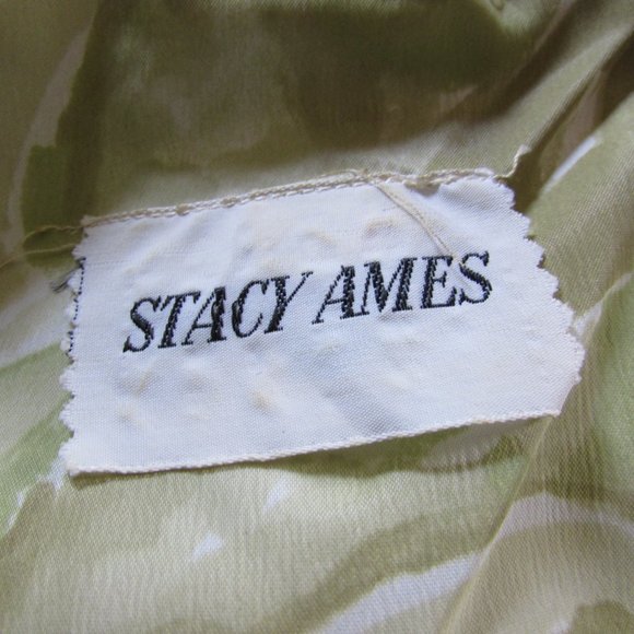 SALE  Vintage Two Piece Blouse & Pleated Skirt 1960 Era Shades of Green - Picture 10 of 10